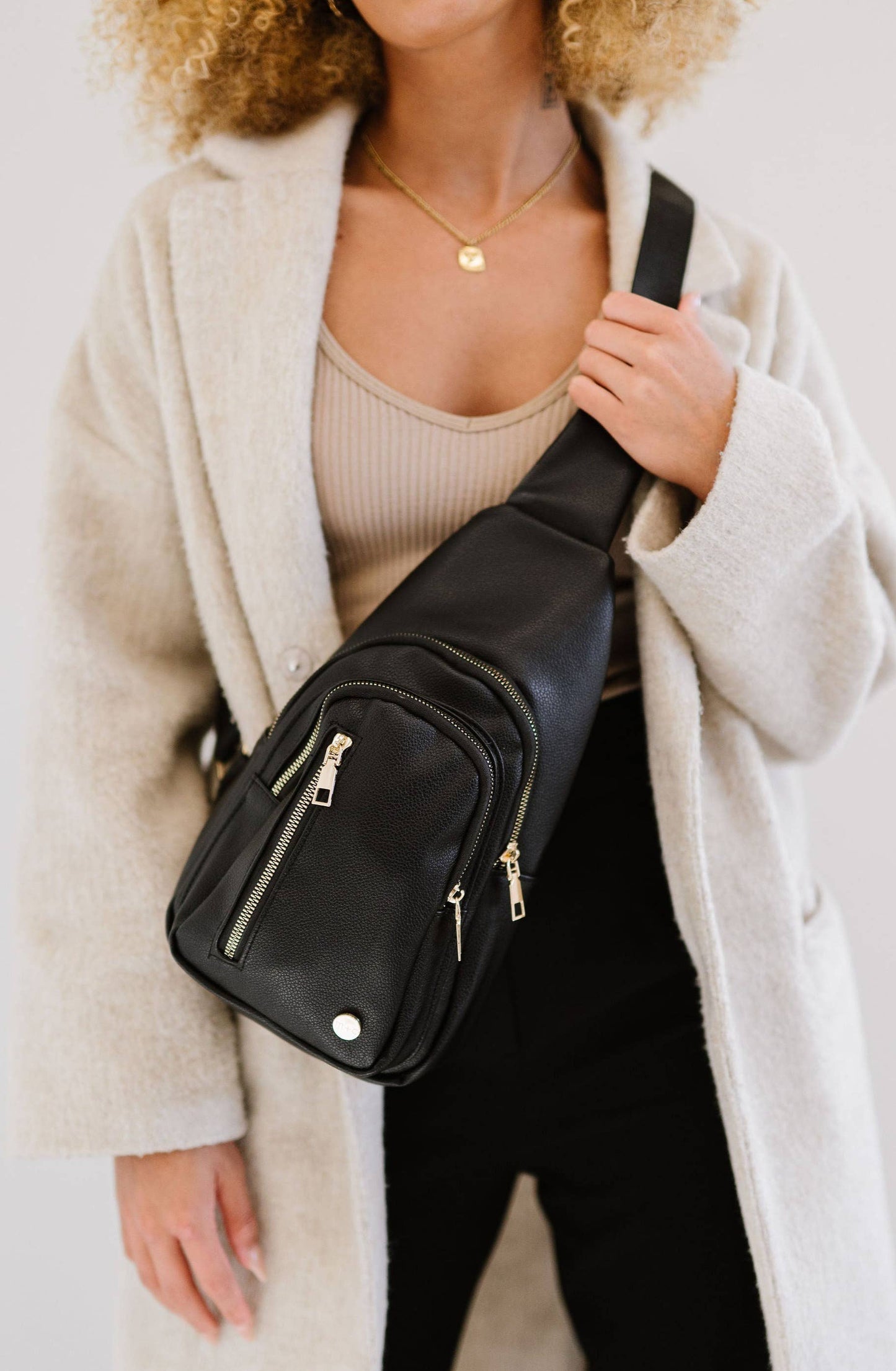 Camry Sling Crossbody: Black